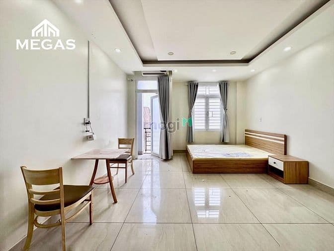 Căn Hộ Ban Công Full Nội Thất Gần Ngã 4 Hàng Xanh 🌱 - Mogi.vn TPHCM - Ảnh 2