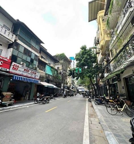 Bán mặt phố Đồng Nhân | 34m2 x 4 tầng | MT 3.4m | Giá chỉ 16.5 tỷ