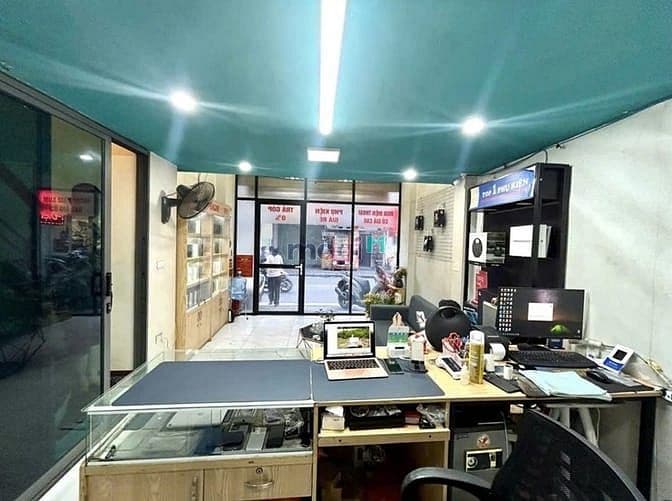 Bán mặt phố Tạ Quang Bửu | 30m2 X 5 tầng | MT 4m | Giá 14 tỷ