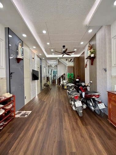 💯NGAY HOA VIÊN🌿🍃Nhà đẹp đường 12m khu Bình Phú 4x18m 4 tầng 5PN 5WC