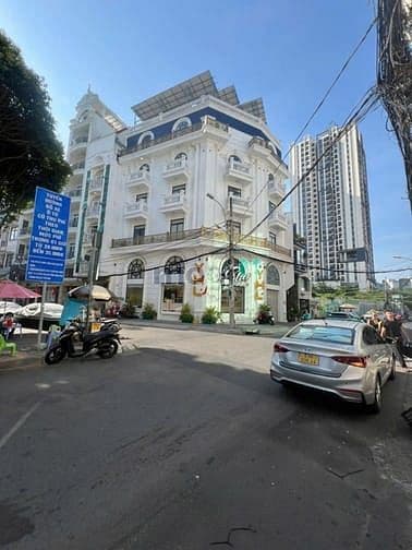 Bán Toà nhà 8 tầng góc 2 mặt tiền nội bộ khu 283 CMT8 Quận 10 siêu đẹp - Ảnh 3