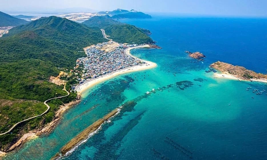 Vị trí cửa ngõ biển mở rộng dư địa cho bất động sản nghỉ dưỡng Quy Nhơn