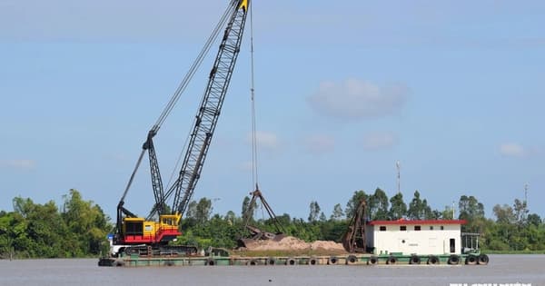 C&ocirc;ng tr&igrave;nh trọng điểm lại phập phồng lo thiếu vật liệu