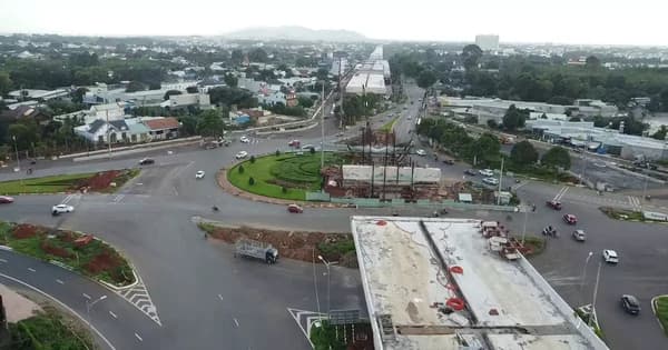 Đường nối cao tốc Biên Hòa - Vũng Tàu: Nơi tăng tốc, chỗ ì ạch