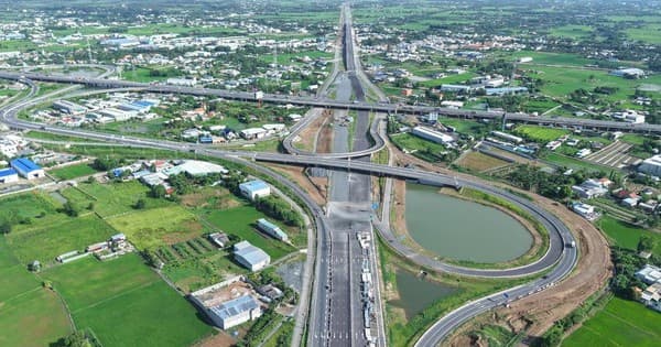 Hạ tầng khu Tây TP.HCM hoàn thiện, bất động sản nhà phố hút khách