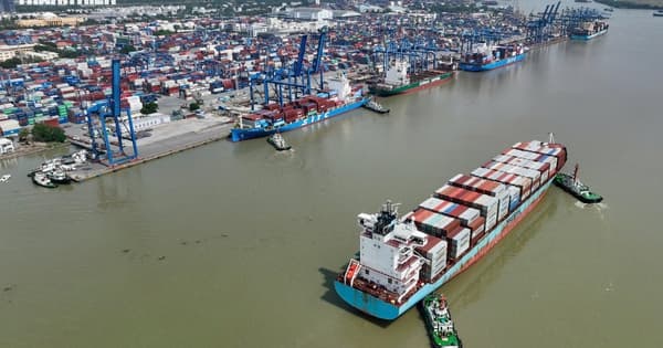 Việt Nam bứt ph&aacute; tr&ecirc;n bản đồ h&agrave;ng hải quốc tế