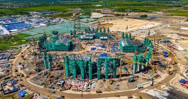 Vingroup đang làm đại lộ rộng gần gấp 3 lần đường băng sân bay Tân Sơn Nhất, chạy xuyên siêu dự án 925.000 tỷ đồng, kết nối trực tiếp tới sân vận động 135.00 chỗ lớn nhất thế giới