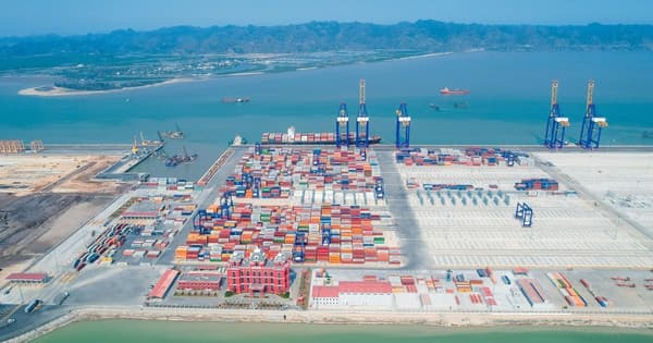 Việt Nam thăng hạng trong top 100 cảng biển lưu th&ocirc;ng nhiều h&agrave;ng h&oacute;a nhất thế giới
