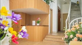 Tòa nhà cho thuê căn hộ dịch vụ khu vực phố Nhật, phố Linh Lang - Ảnh 3