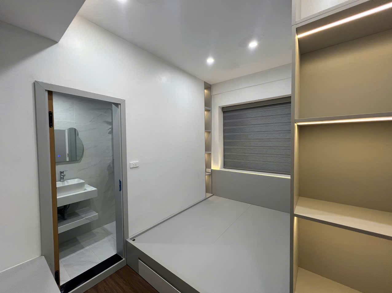 Bán căn hộ chung cư Đ. Linh Đàm, Q. Hoàng Mai, Tp. Hà Nội - Ảnh 2