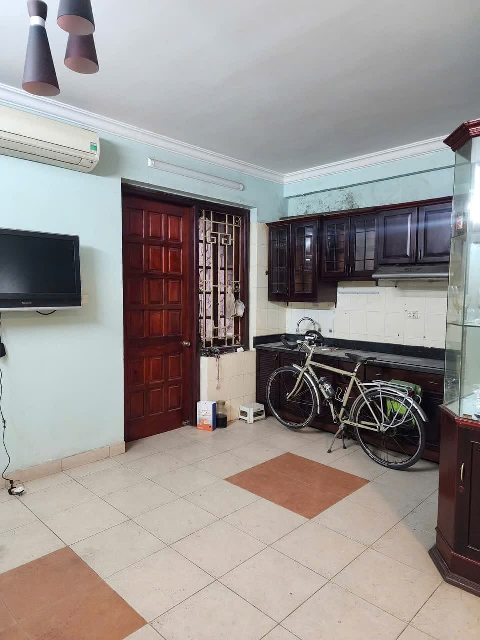 Cho thuê nhà VỈA HÈ - Ô TÔ Pháo Đài Láng, Đống Đa 100M X 5T giá 35 triệu - Ảnh 3