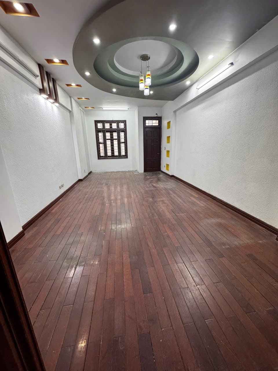 Cho thuê nhà VỈA HÈ - OTO - KD Nguyễn Chánh, Cầu Giấy 65M X 5T giá 30 triệu - Ảnh 3