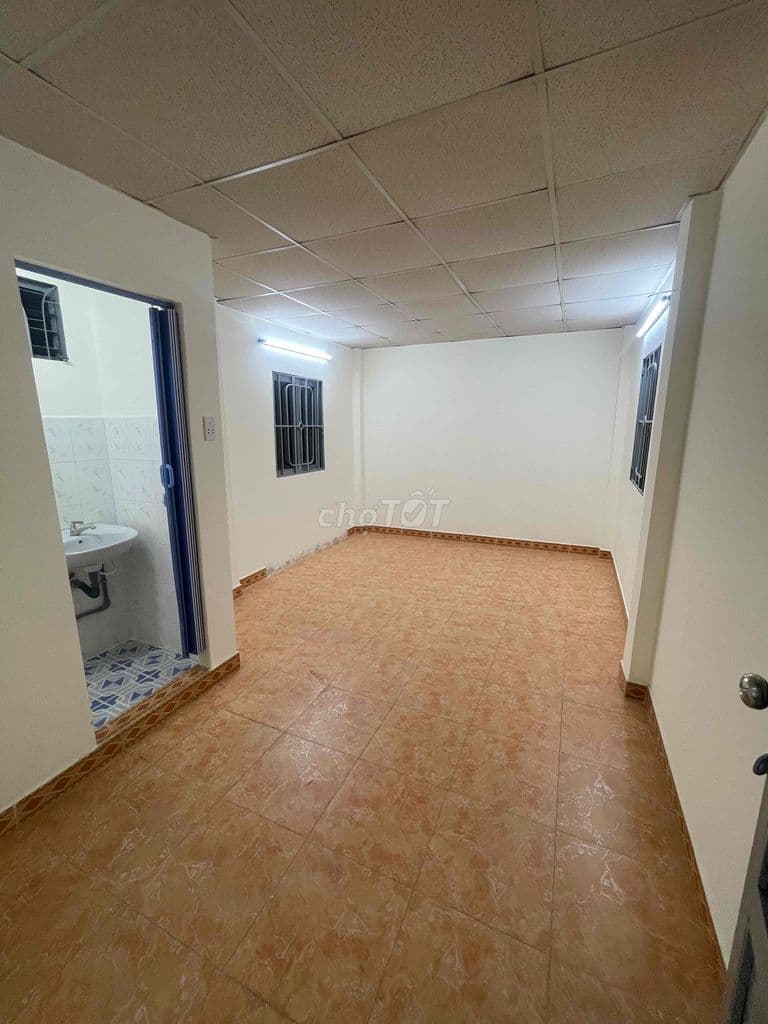 Mua nhà Sai gon khu vực trung tâm Q.3 sát Q.1 gần MTKD Điện Biên Phủ