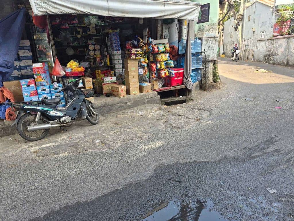 Chính chủ cần sang nhượng quán tạp hóa