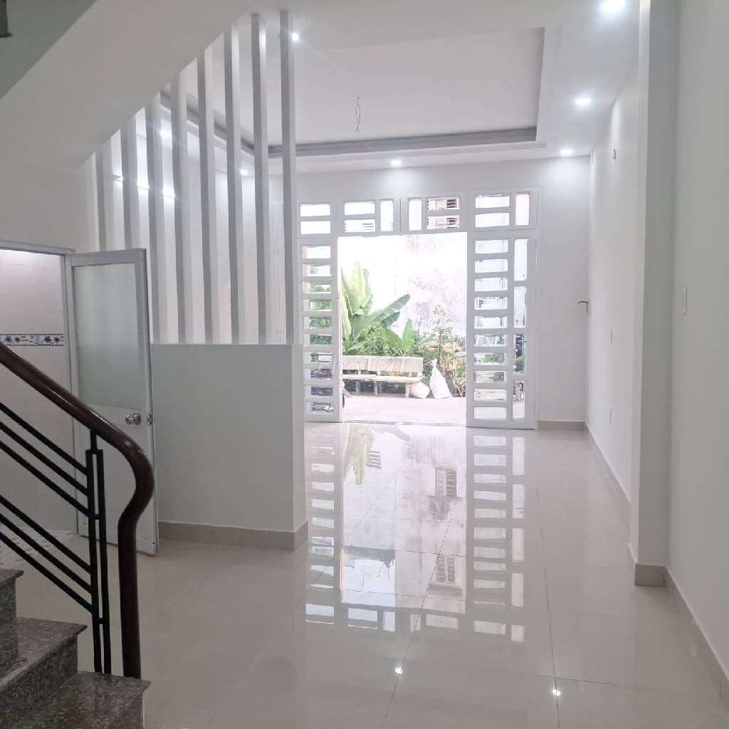 NHÀ KẾ PHÚ MỸ HƯNG – NHÀ MỚI 4 TẦNG – NGANG GẦN 5M – GIÁ CHỈ 5,99 TỶ - Ảnh 2