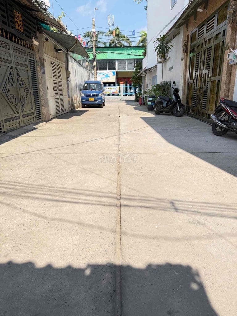 Vila ngang 6m dài 13m chỉ 5 đồng hơn đường to 8m f bhhb - Ảnh 2