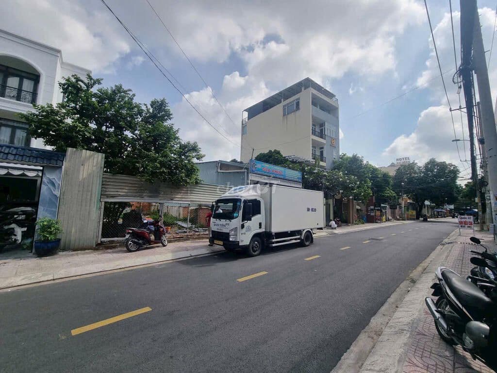 Mặt tiền đường số 8 linh trung – 222m² (8,2×27) - thích hợp xây chdv