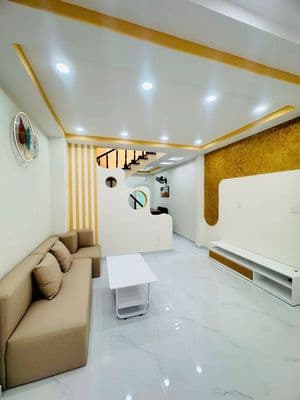 Nhà 2 MTiền 8m ,xe hơi ngủ trong nhà,Tô Hiệu-Hoà Bình ,50m2 chỉ 6TY TL