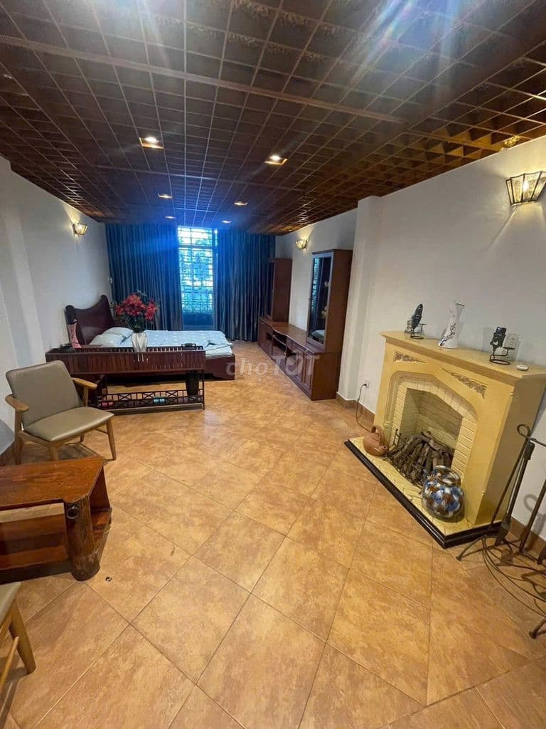 Sắp Đi Định Cư Nên Cần Bán Gấp Nhà Mặt Tiền Lý Thường Kiệt P.7 Quận 10 - Ảnh 2