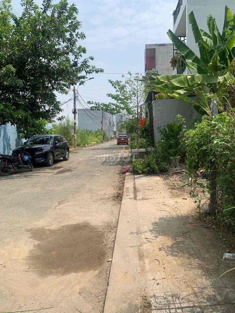 50m2 đất khu centana chỉ 3ty5 - Ảnh 3