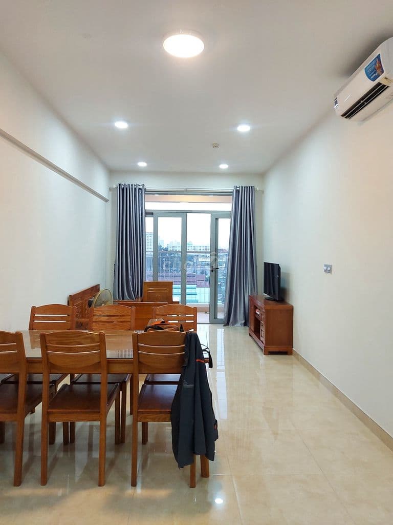 CHO THUÊ CĂN GÓC 3PN LUXGARDEN, FULL ĐỒ, 10 TRIỆU