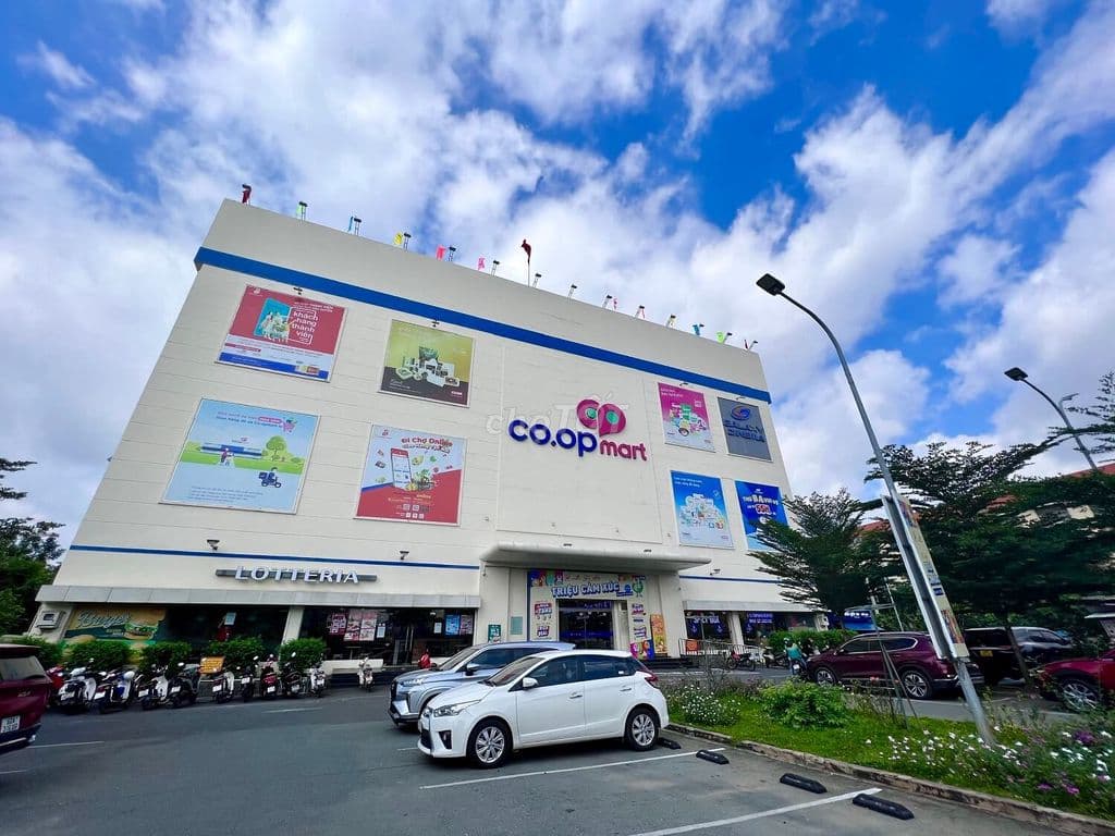 Cần sang lại cửa hàng đồ chơi trong siêu thị Coop mart Quận 7 - Ảnh 2