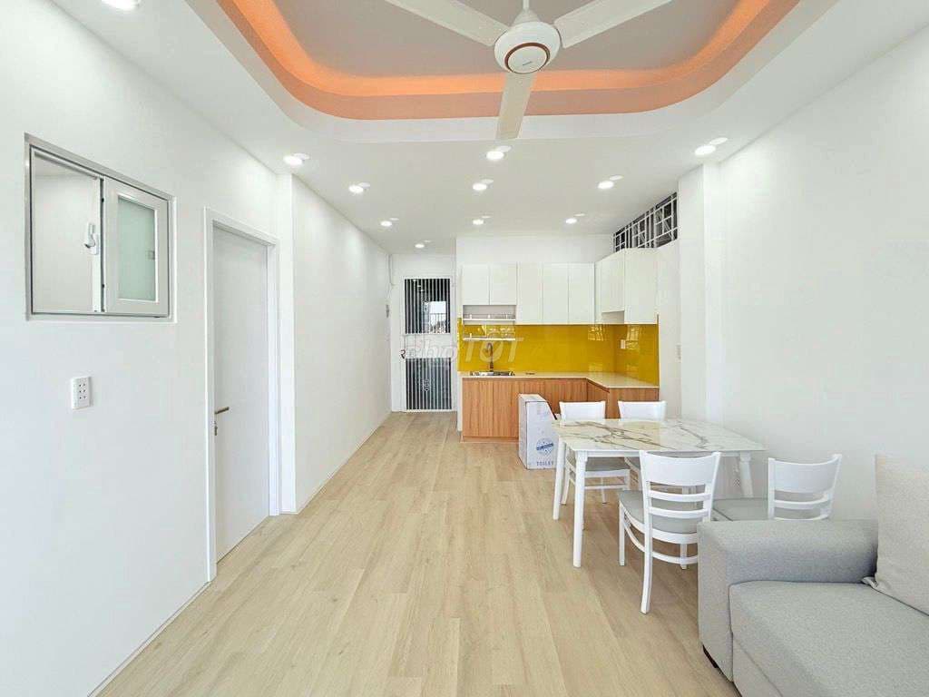 căn hộ chung cư Minh Phụng quận 11 full nội thất thang máy giá 2,9 tỷ