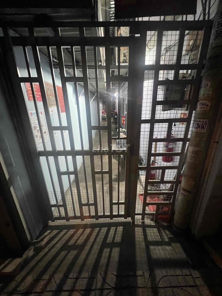 Cho nữ sinh viên thuê trọ