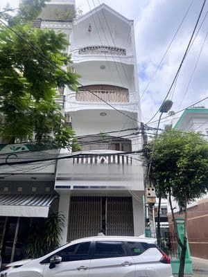 CHO THUÊ NHÀ Ở KINH DOANH 5 PHÒNG NGỦ NGAY TRUNG TÂM THÀNH PHỐ