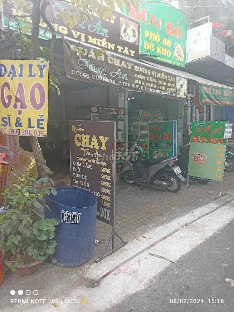 Cần sang gấp mặt bằng đang kinh doanh quán chay