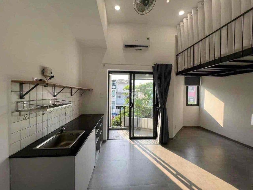 DUPLEX BAN CÔNG ĐÓN NẮNG TÂN QUY QUẬN 7