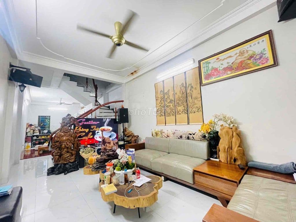 Nhà Kim Giang, ngõ thông, lô góc, gần ôtô, không QH, sổ nở hậu, DT 33m