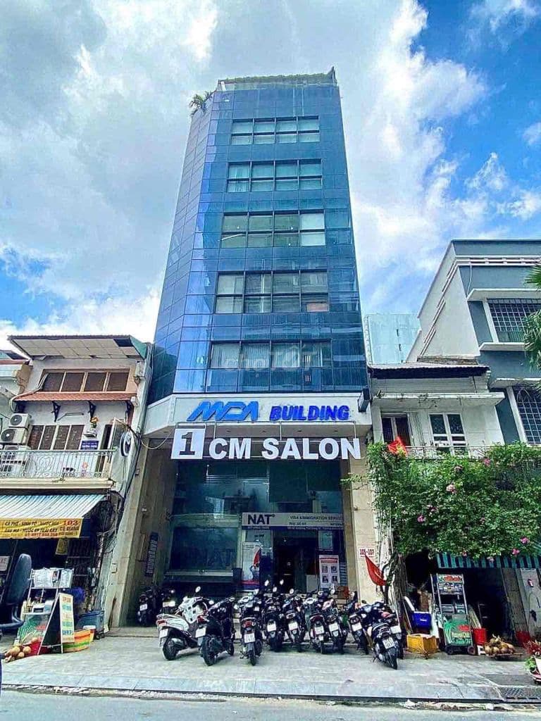 CHO THUÊ TOÀ OFFICE MỚI QUẬN 3 DTSD 2100m2