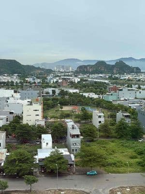 Căn góc lầu cao view biển và núi có ban công Fpt Plaza 1