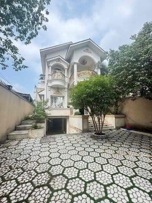 Cho thuê biệt thự nguyễn đức thuận hiệp thành thủ dầu bình dương