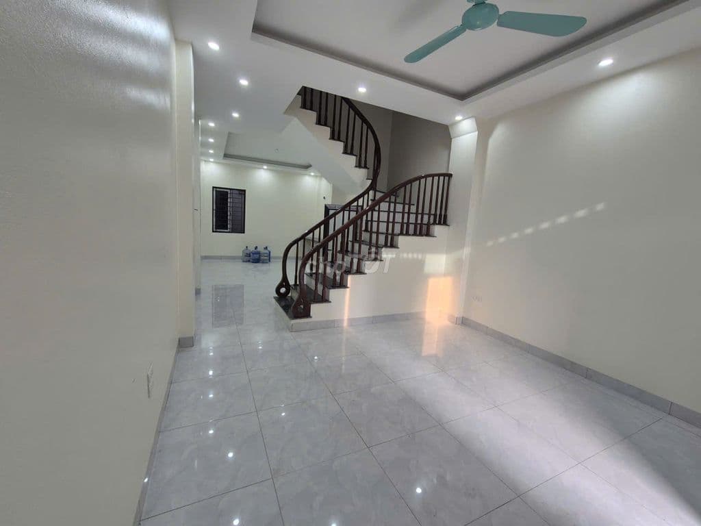 Nhà Văn Nội , Phú Lương Hà Đông Sinh Viên đông cho thuê hàng tháng