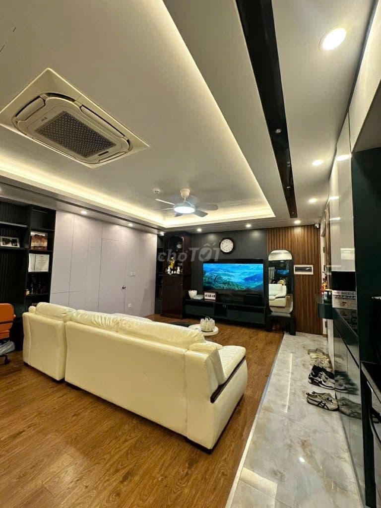 Chính chủ bán căn hộ 96.8m2, tầng trung, 2PN 2WC – hướng Đông Nam mát