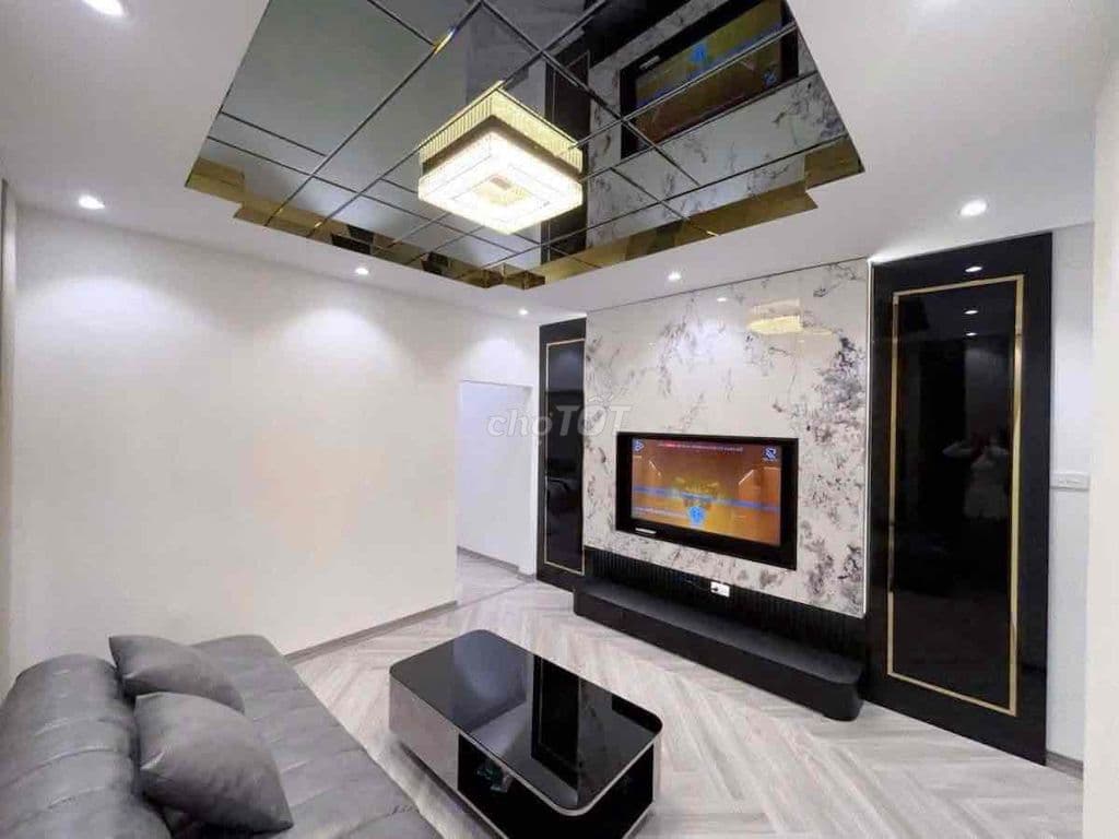 CHO THUÊ GẤP TT K9 QUÂN ĐỘI - 49 NGUYỄN KHOÁI - 75M2 FULL ĐỒ