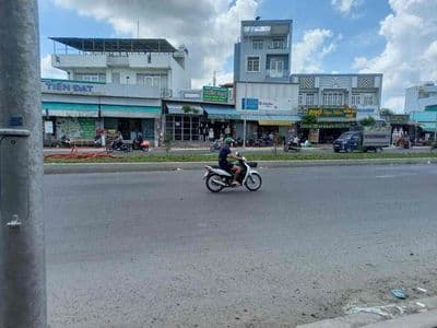 Cho thuê nhà ở kinh doanh mặt tiền Văn Tiến Dũng (QL50 cũ) gần chợ