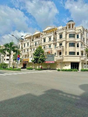 CHO THUÊ NGUYÊN SÀN MẶT BẰNG HỢP LÝ SO VỚI THỊ TRƯỜNG