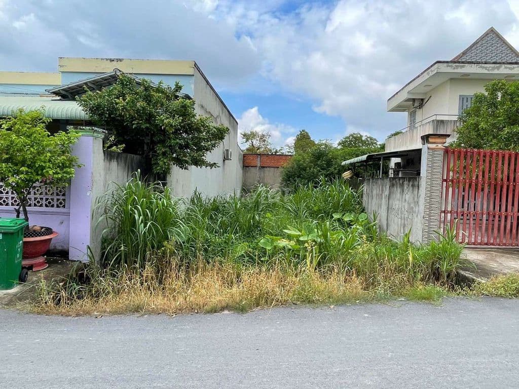 Chính chủ cần bán gấp 138m2 ful thổ. TÂN PHÚ TRUNG,CỦ CHI.GIÁ 620TR