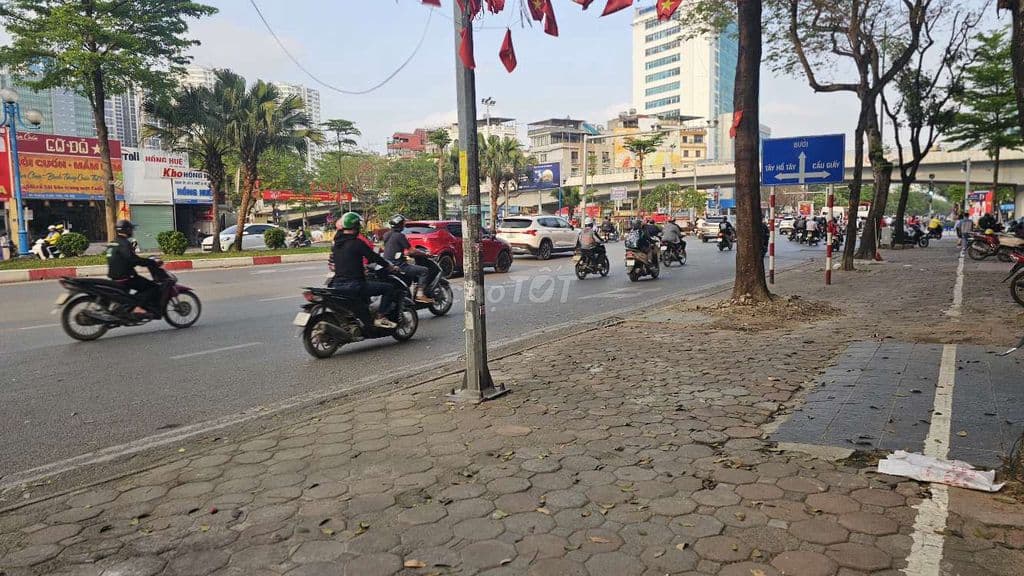Hoàng Quốc Việt 40ty mặt phố lô góc 60/70 6 tầng mặt tiền 18m Cầu Giấy - Ảnh 2