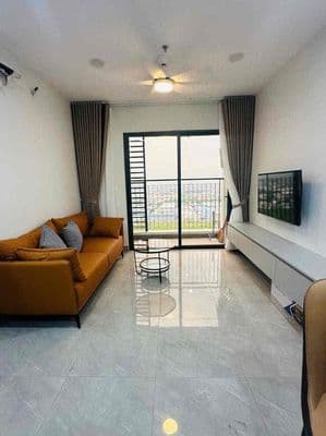 CHO THUÊ GẤP CĂN góc 2PN2WC LEGACY 60m2 NỘI THẤT CƠ BẢN, CÓ HỒ BƠI ĐẸP
