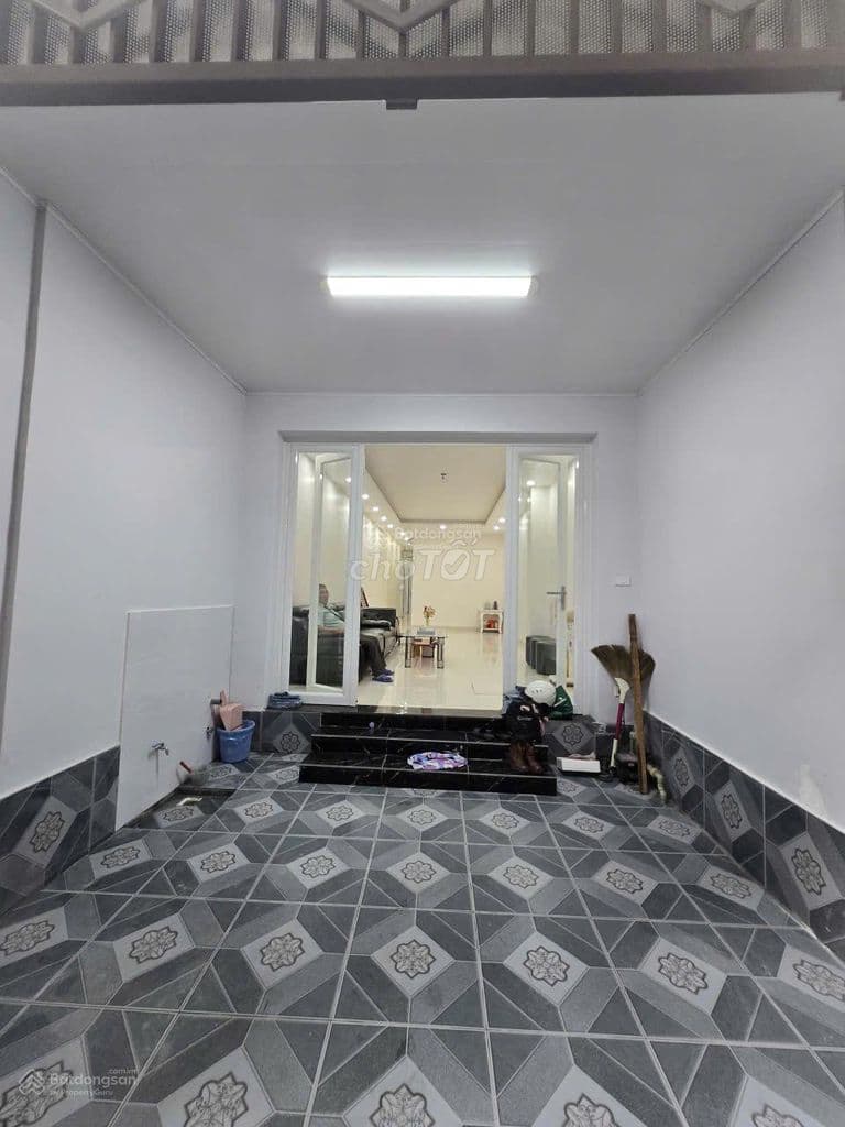 Cho thuê nhà T1: diện tích 85m2, D2 phố Tây Kết,Hai Bà trưng,HN - Ảnh 3