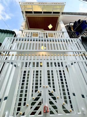 nhà đẹp gần cầu Phú Xuân đường Huỳnh Tấn Phát
