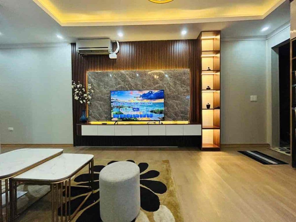 Bán gấp TT Nam Đồng - Hồ Đắt Đi, oto đổ chân cầu thang , sổ đỏ, 75 m