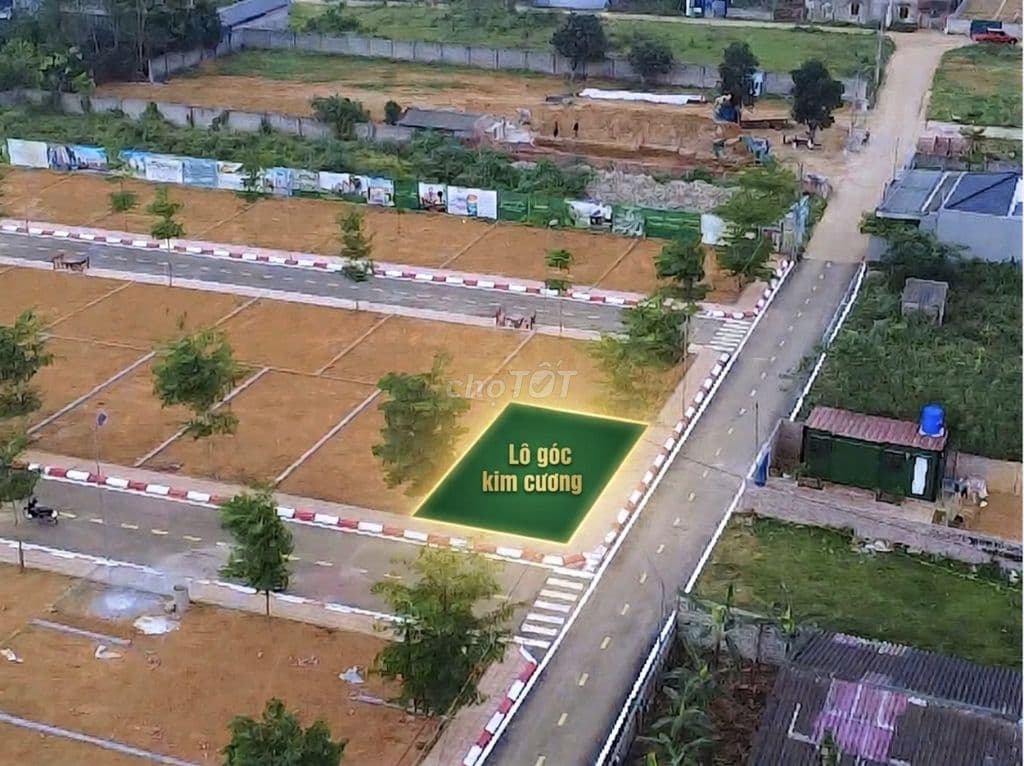 LÔ GÓC 130M2 GẦN KHU CÔNG NGHỆ CAO HOÀ LẠC - GẦN QUỐC LỘ 21