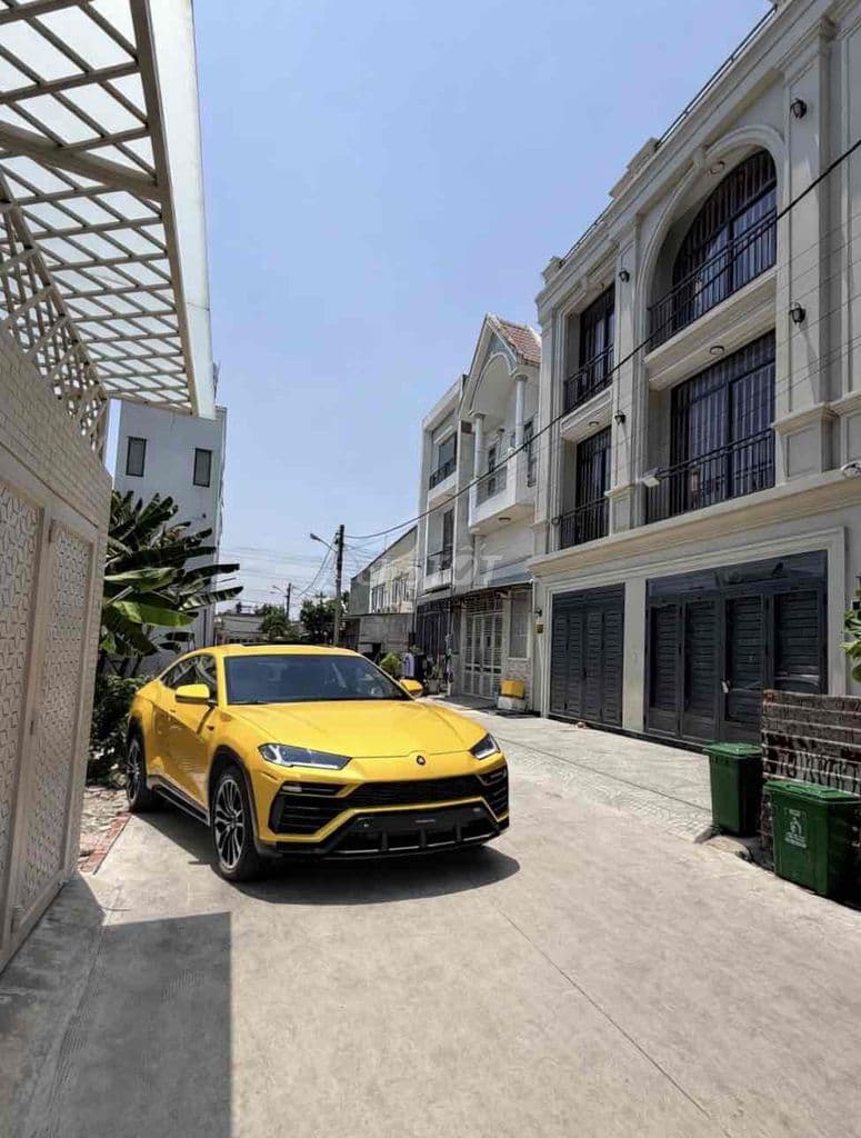 🔥🔥🔥NHÀ 3 TẦNG 4x16m SÂN Ô TÔ KHU HỒNG LONG, CHỢ HIỆP BÌNH