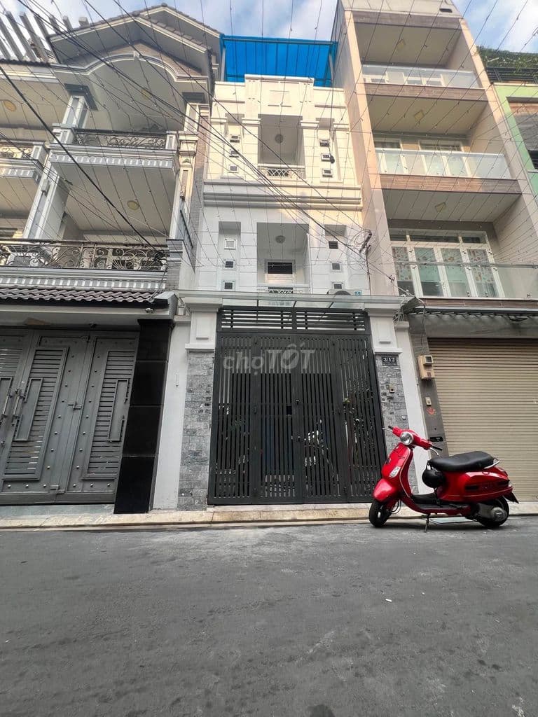 Hẻm xe tải to đùng - ngay nhà ga t3 - 4 tầng chuẩn nhà phố - chỉ 10 tỷ