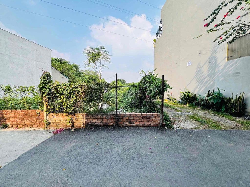 ĐẤT ĐẸP GIÁ TỐT HẺM XE HƠI, ĐƯỜNG 12 SÁT VÀNH ĐAI 2, (5x17,5) GẦN 90M2